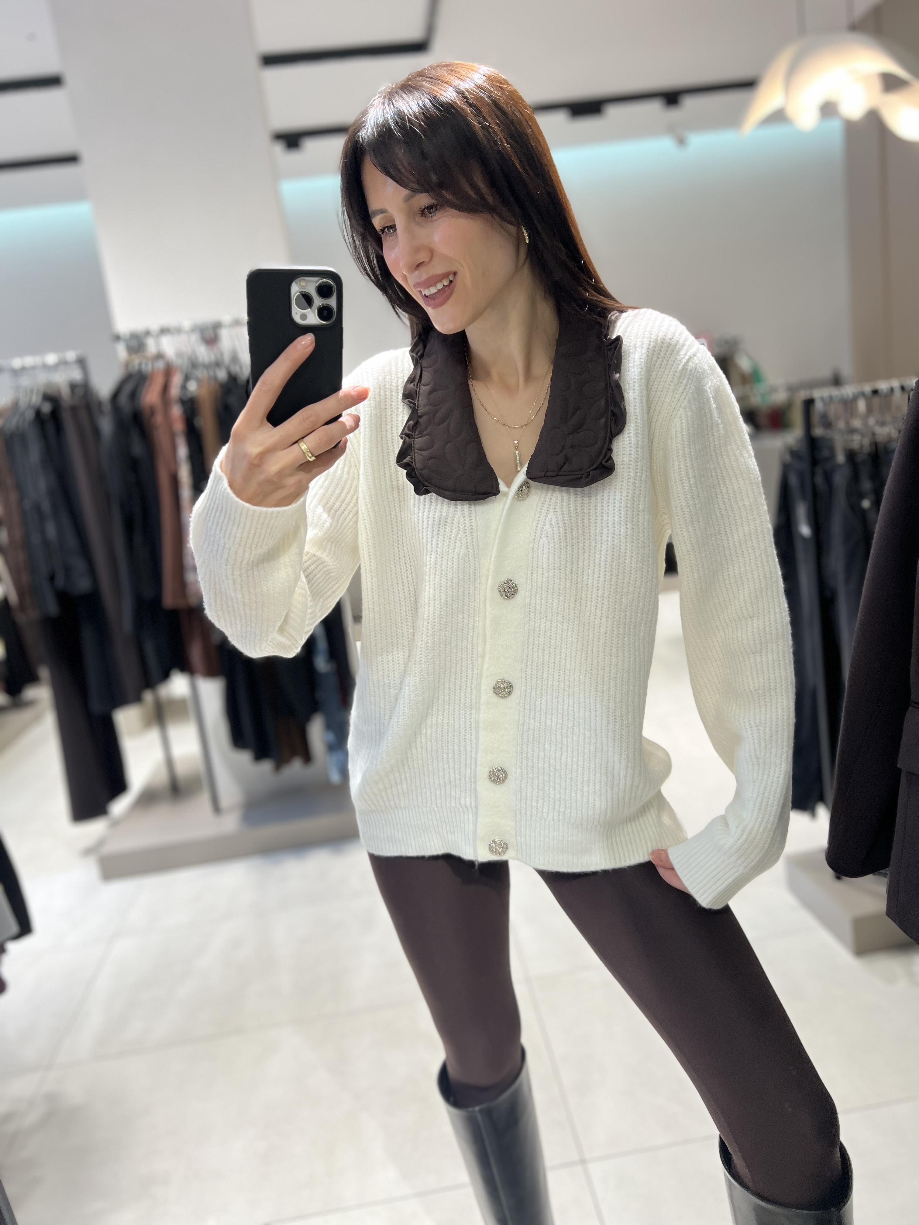 Bebe Yaka Ekru Hırka