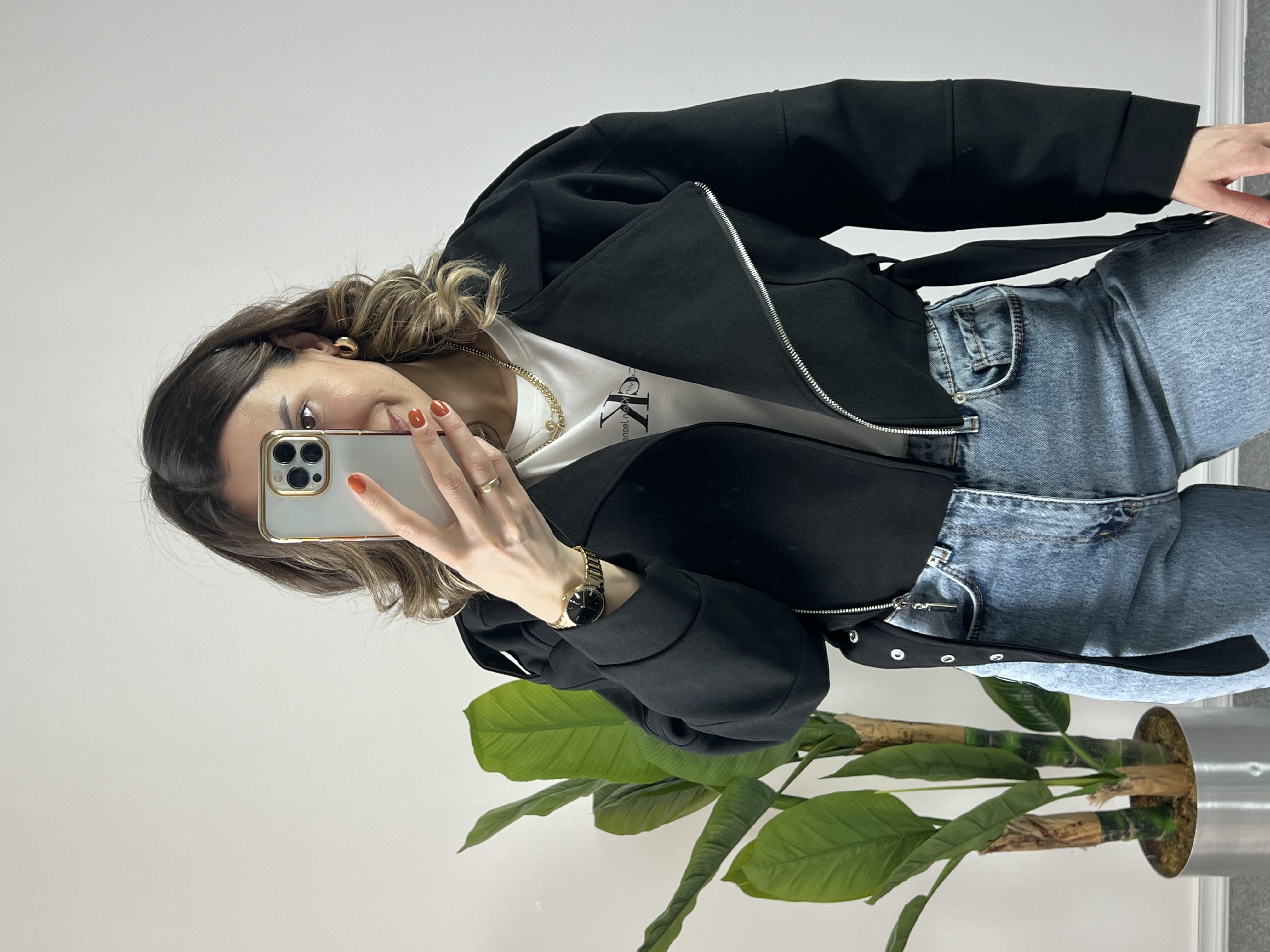 Çapraz Fermuarlı Siyah Bomber Ceket