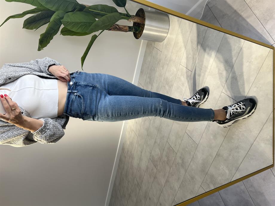DİLVİN DİZİ LAZER KESİM YÜKSEK BEL SKINNY JEAN