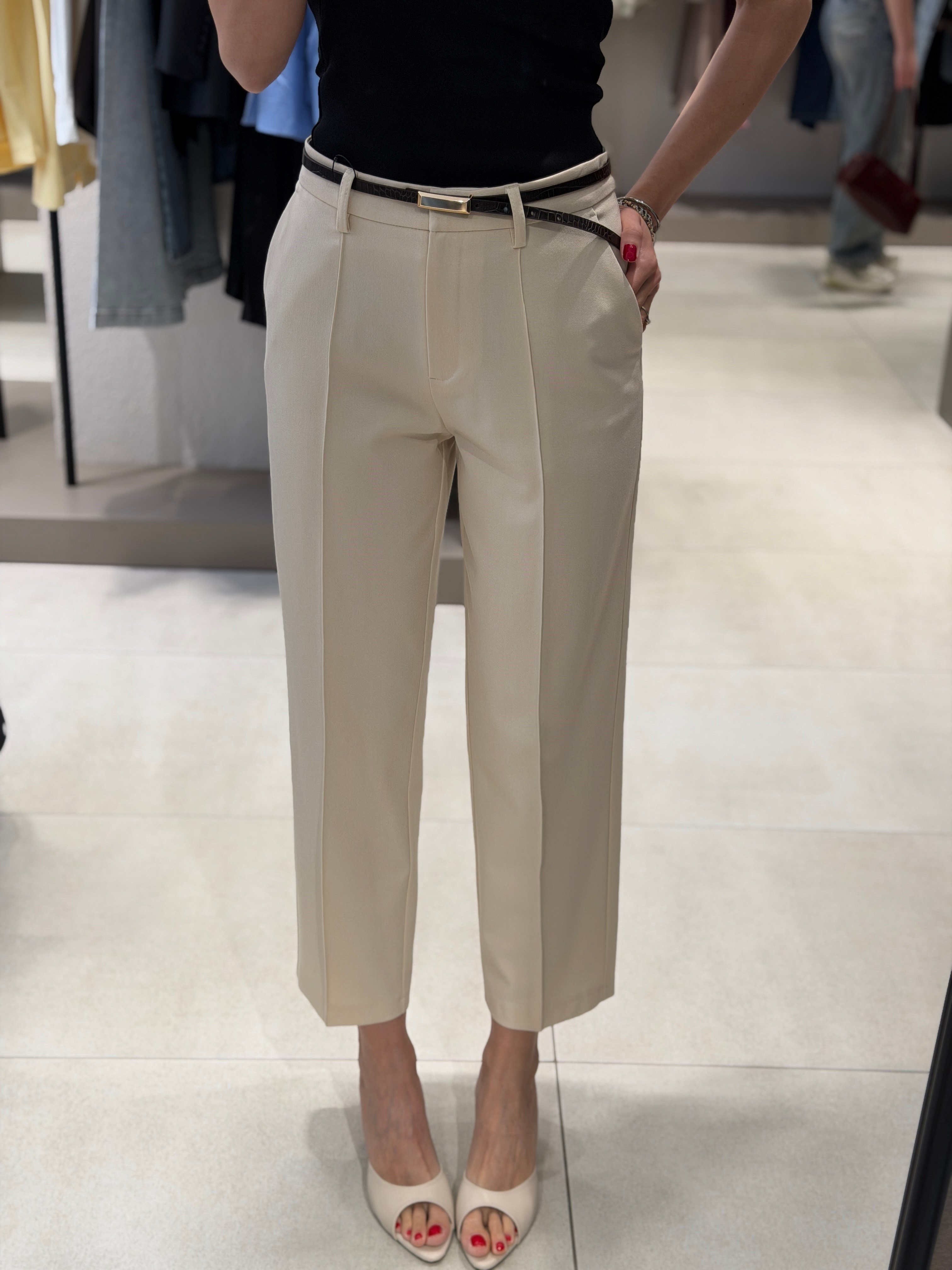 DİLVİN Kemerli Havuç Pantolon KREM