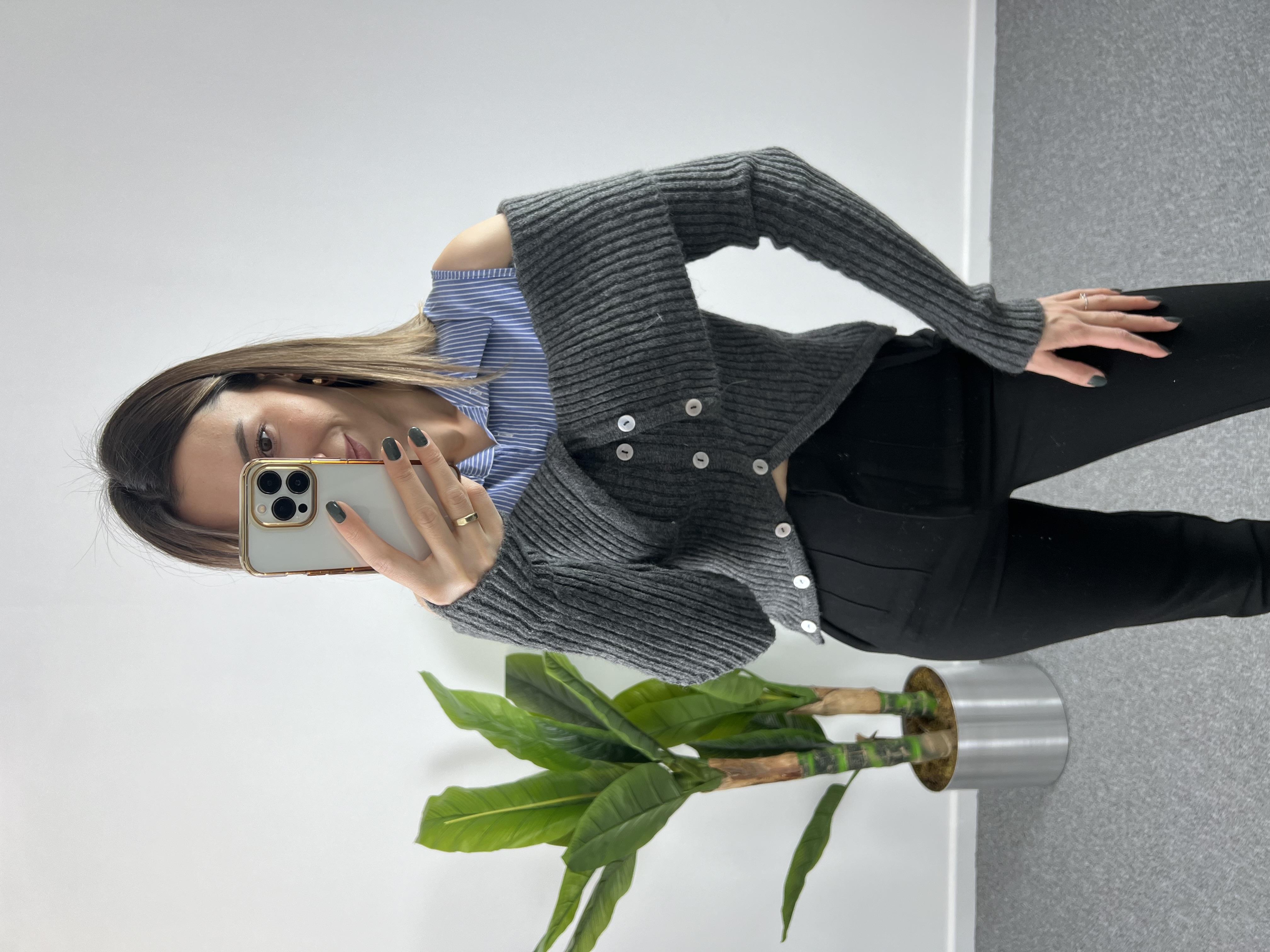 Gömlek Detay Düğmeli Kazak