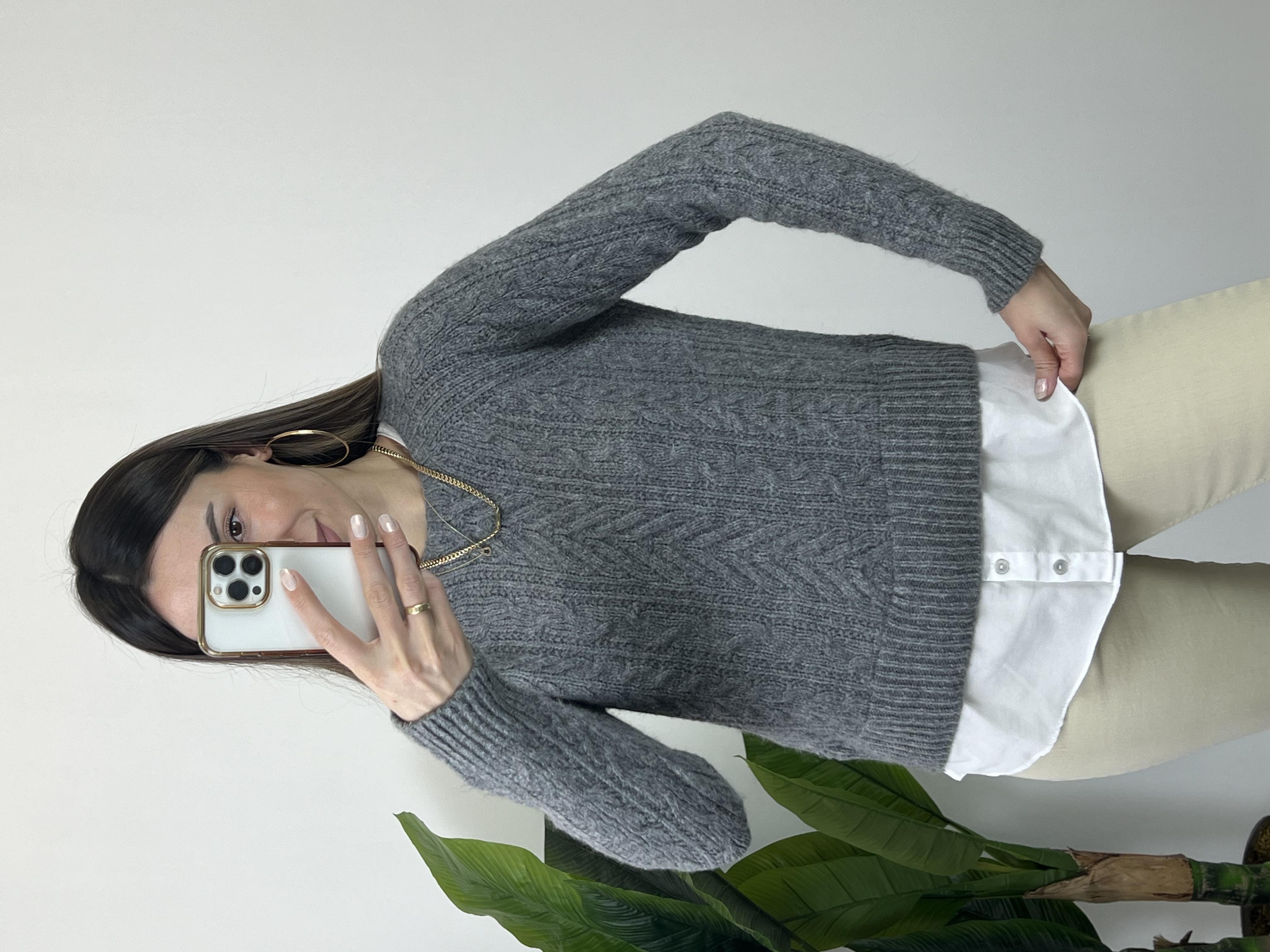 Gömlek Detay Gri Kazak