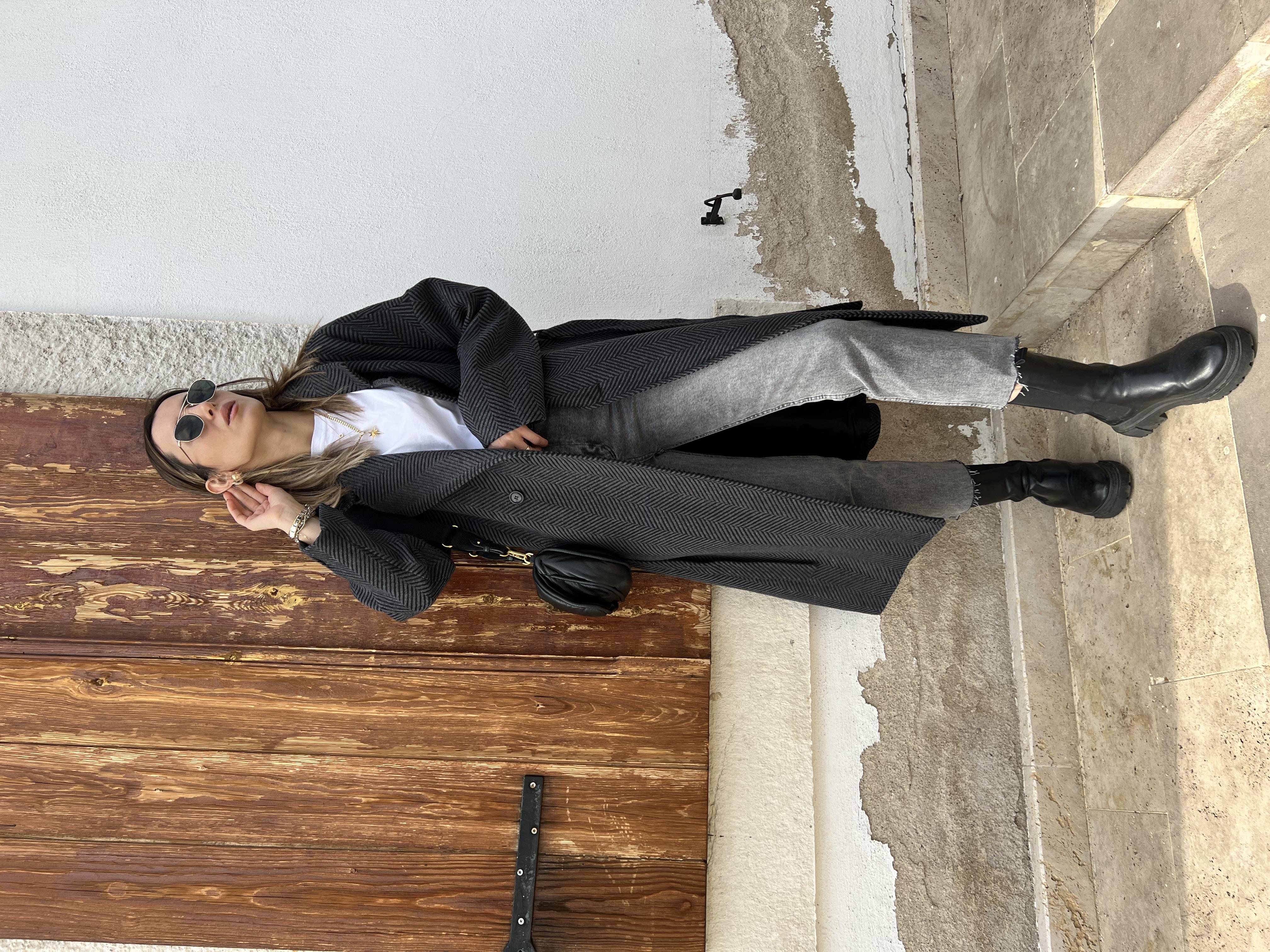 GRİ SİYAH BALIK SIRTI DESEN KABAN