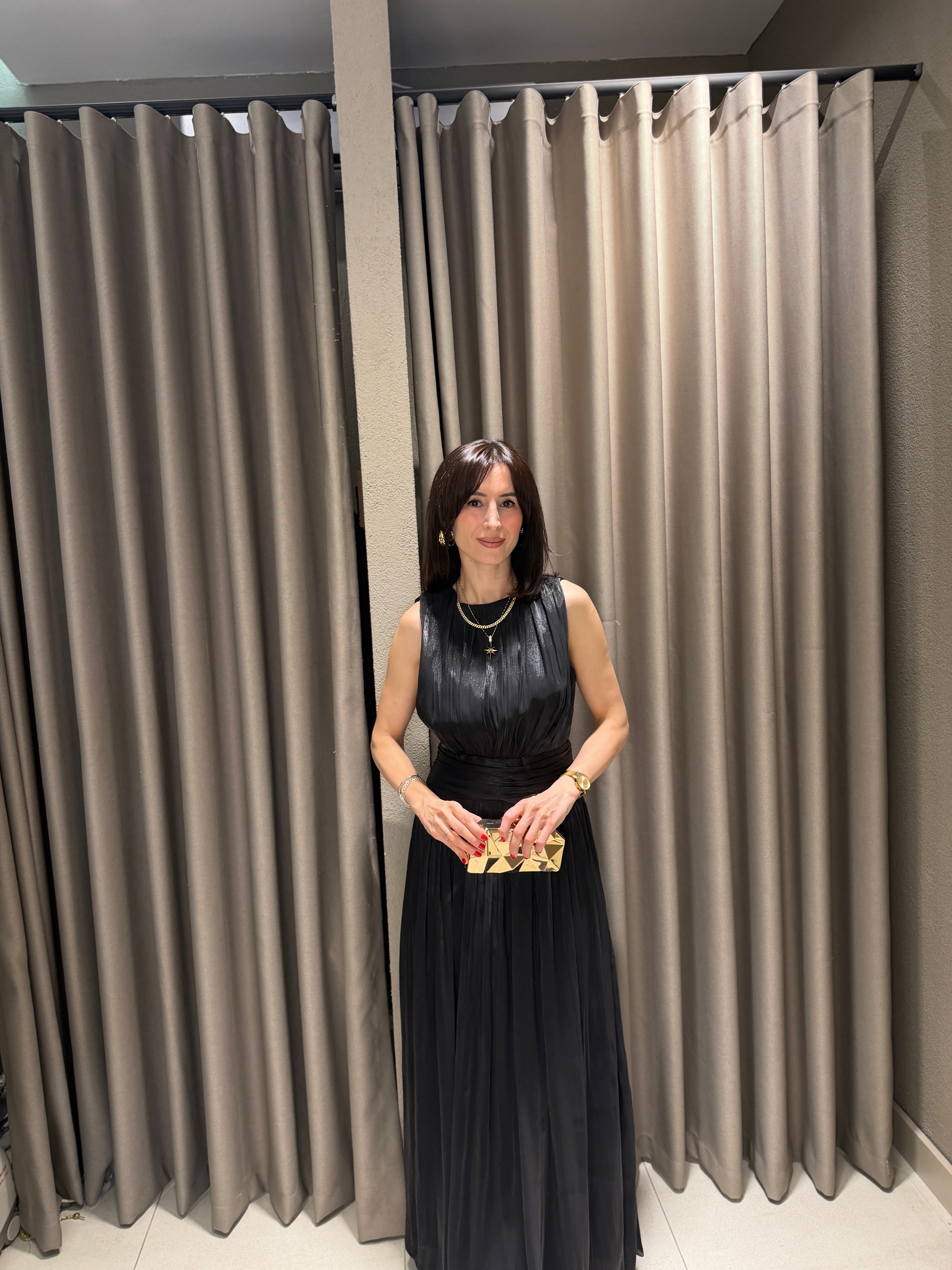 Kavis Yaka Şifon Elbise SİYAH