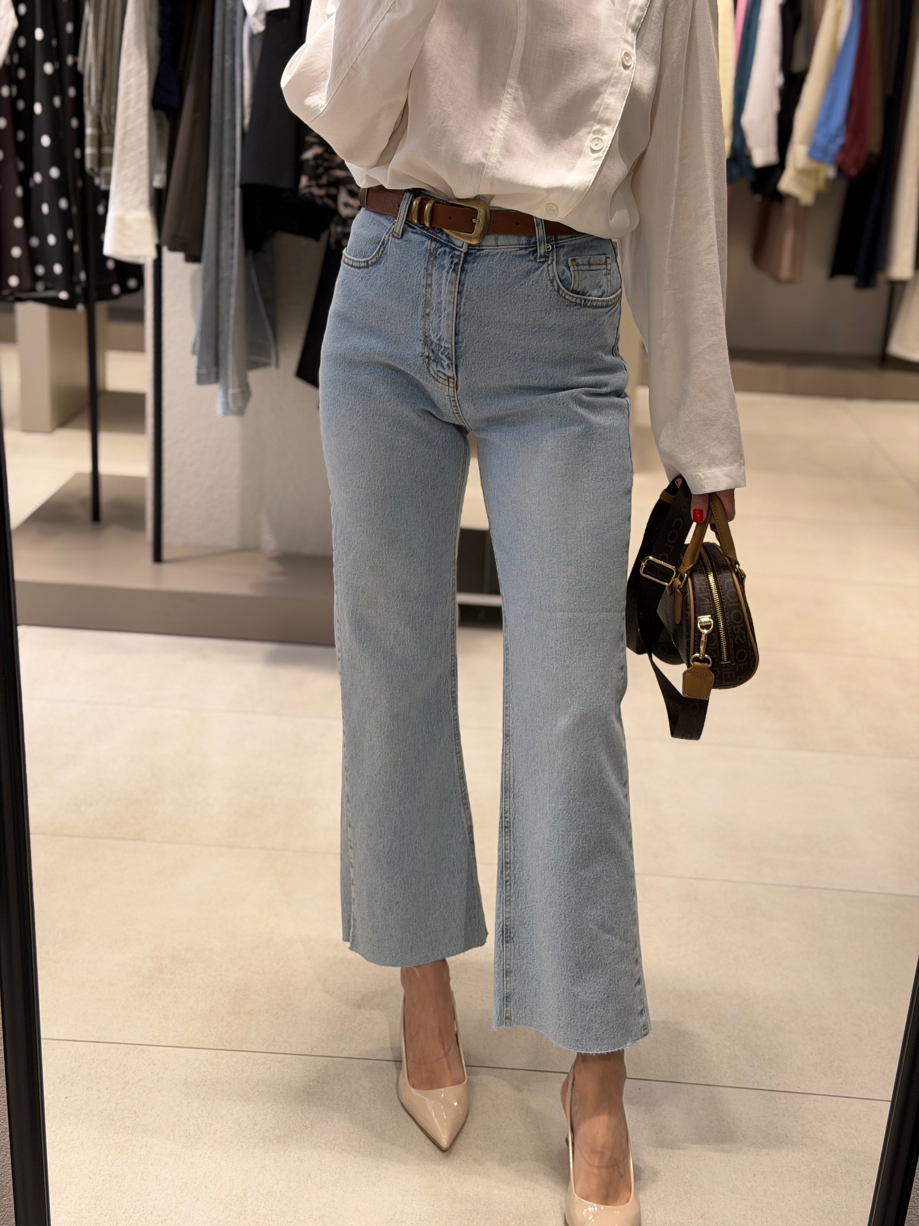 Kesik Paça Flare Jean BUZ MAVİ