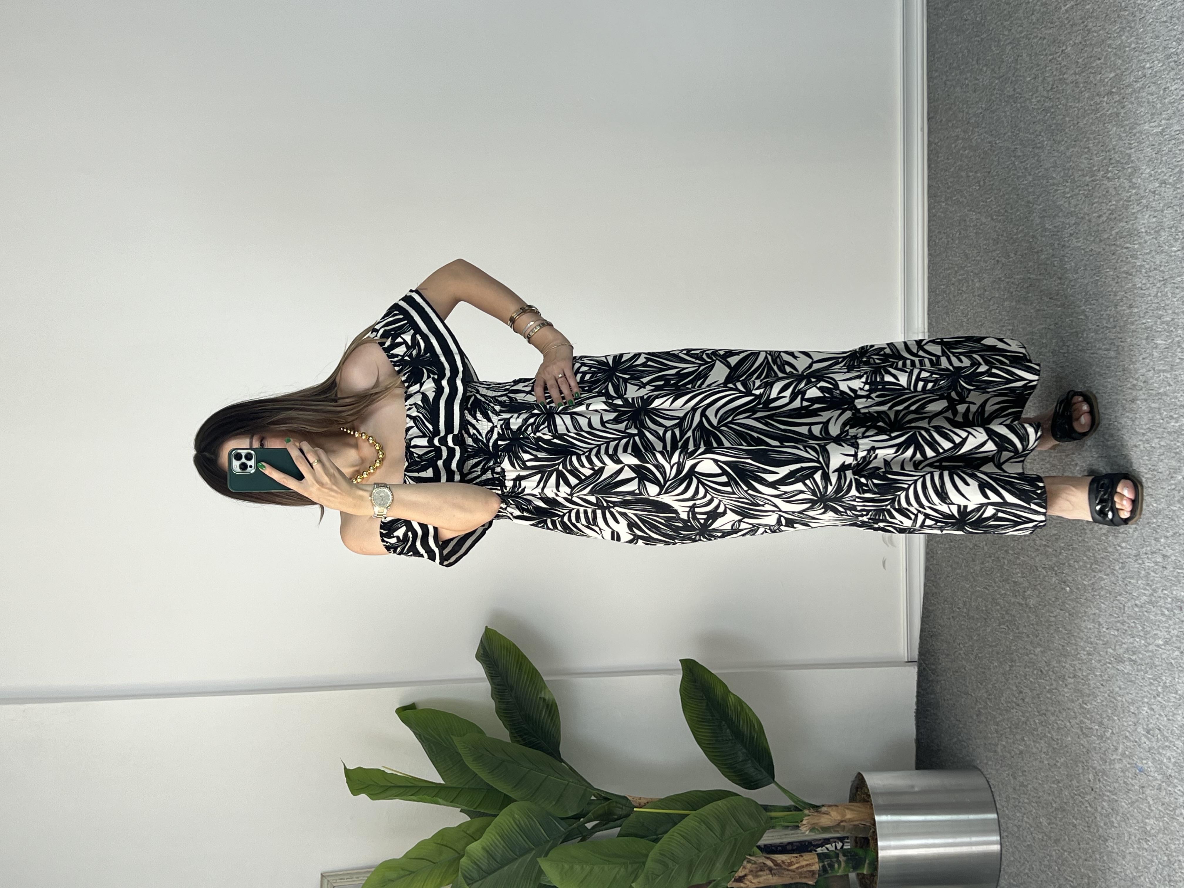 Madonna Çiçekli Siyah Elbise