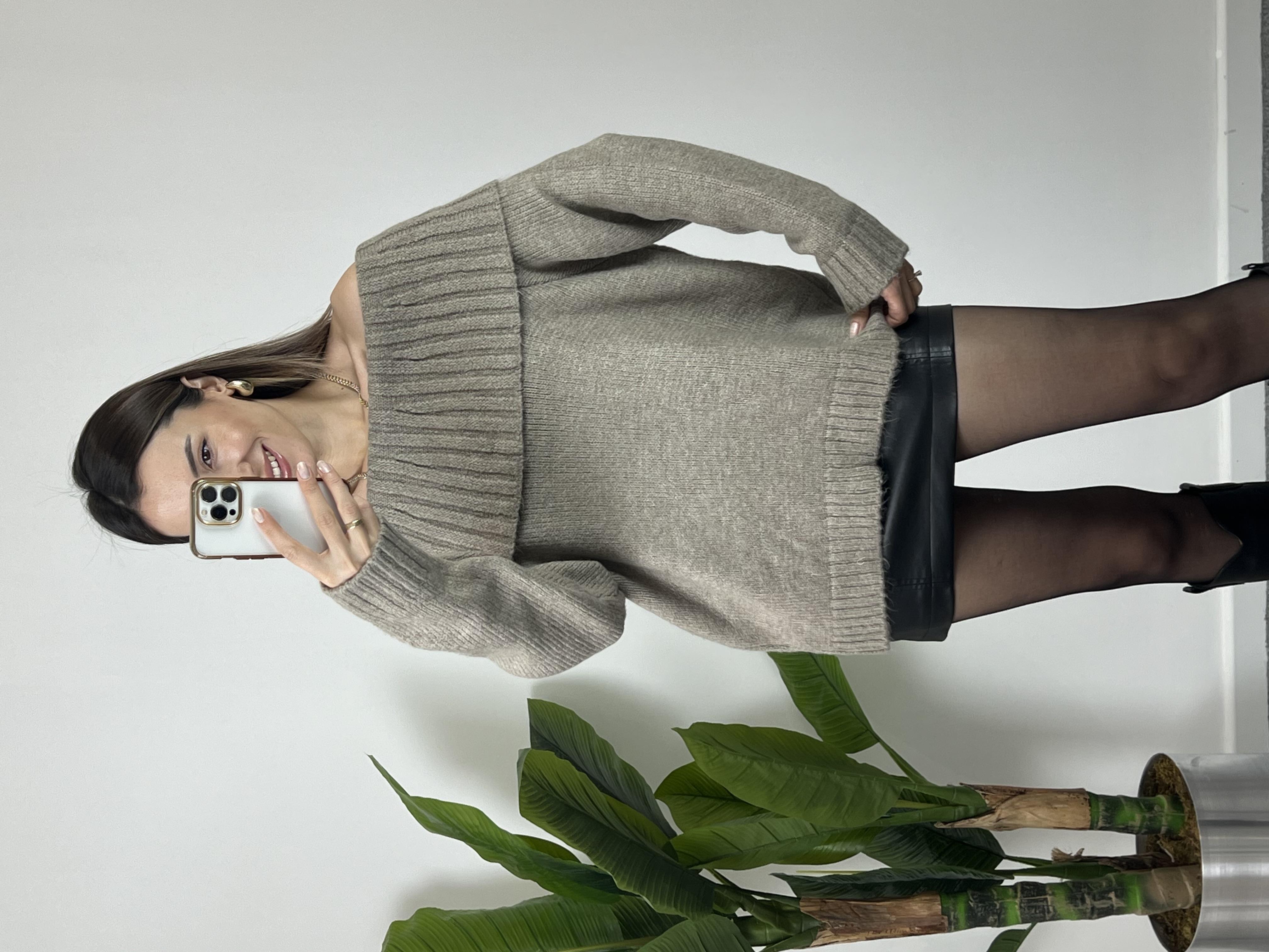 Madonna yaka kalın vizon fitilli kazak 