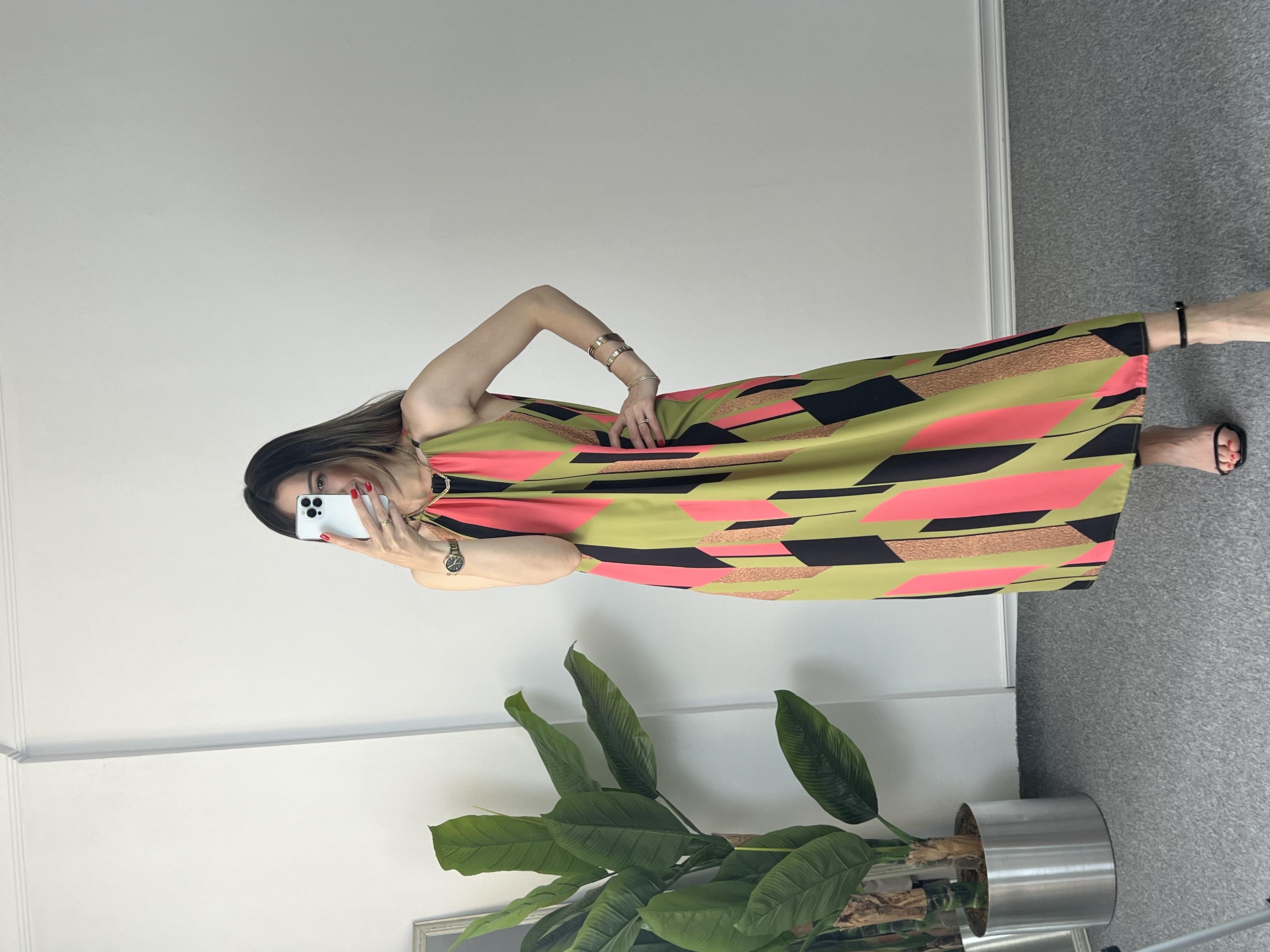 Yeşil Pembe Desenli Midi Boy Elbise