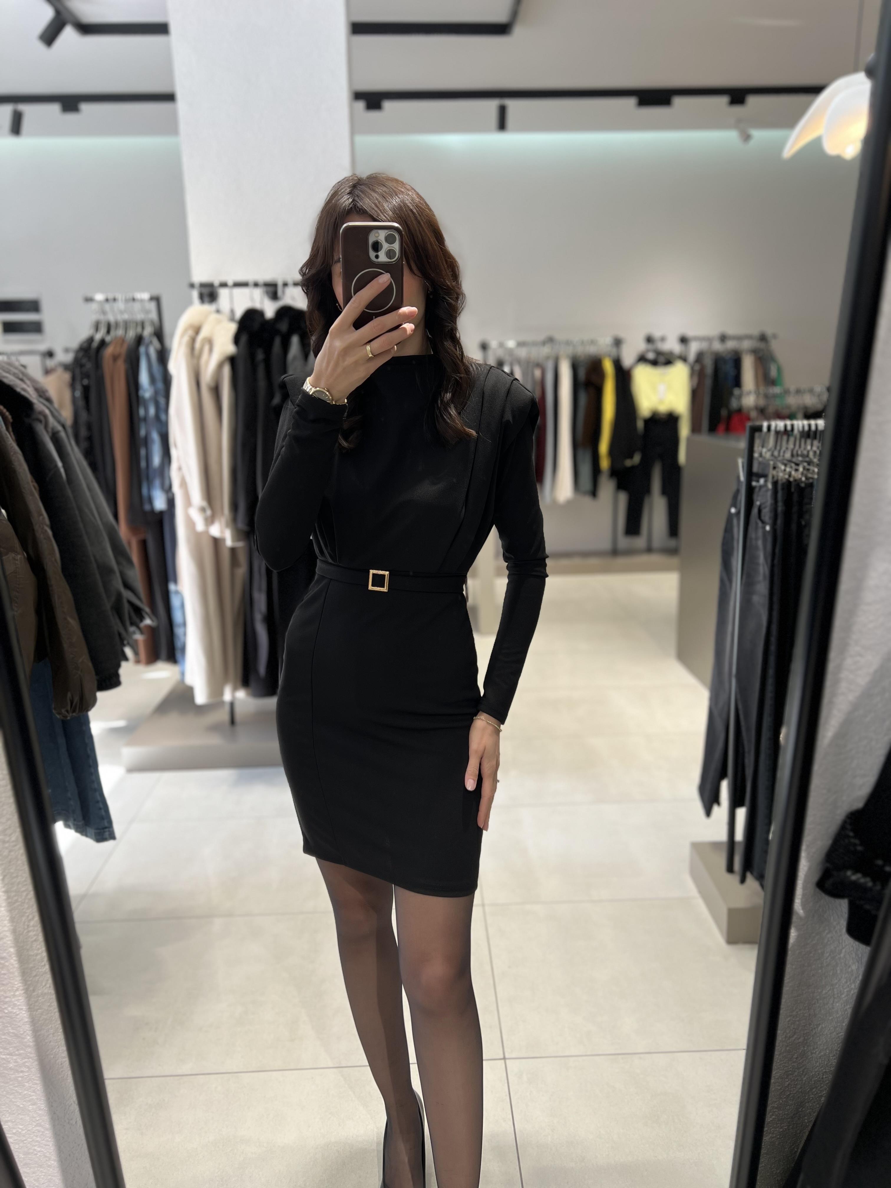 Zr Model Vatkalı Mini Elbise SİYAH