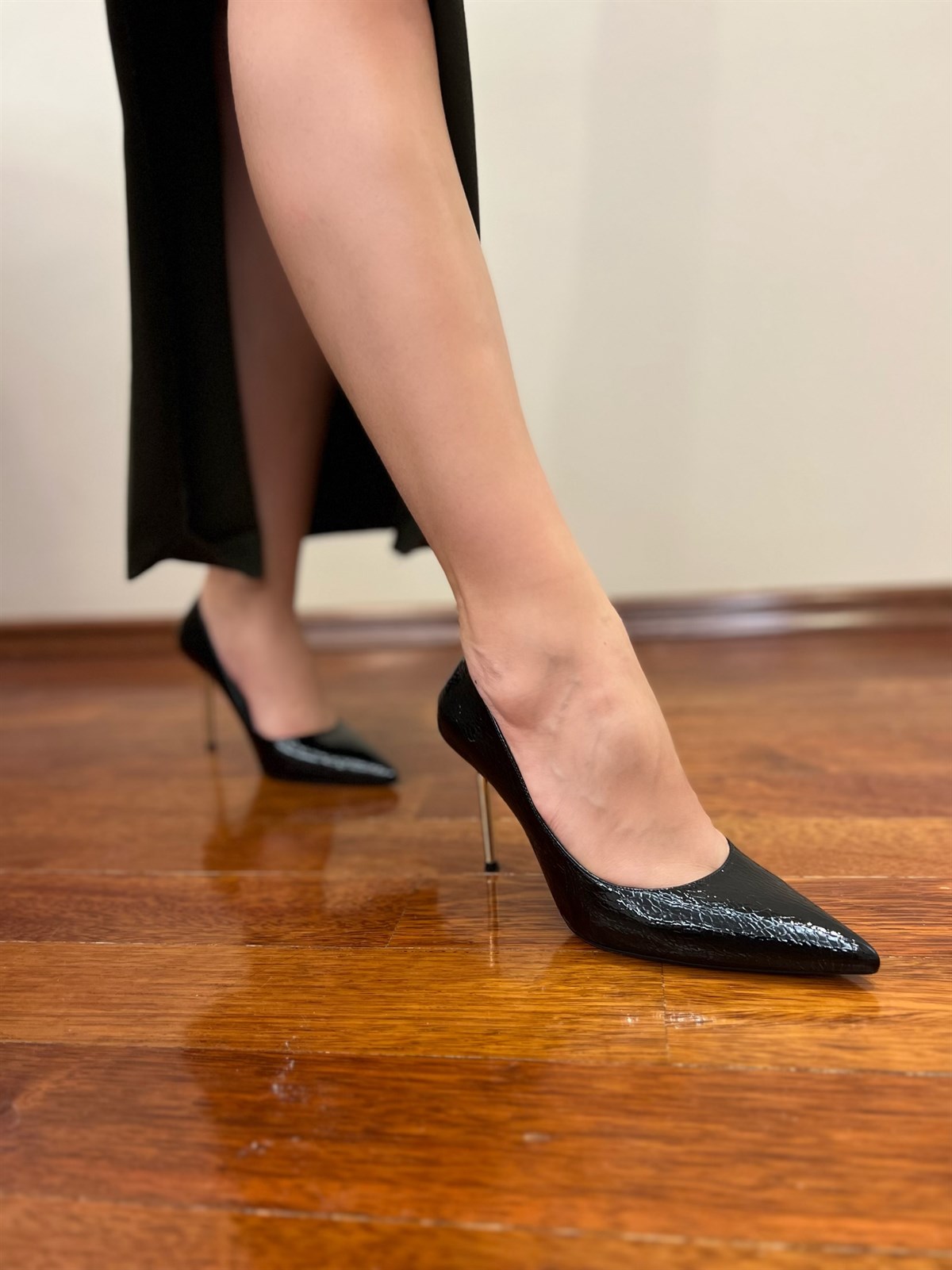 Begy-Siyah Yılan Derili Stiletto