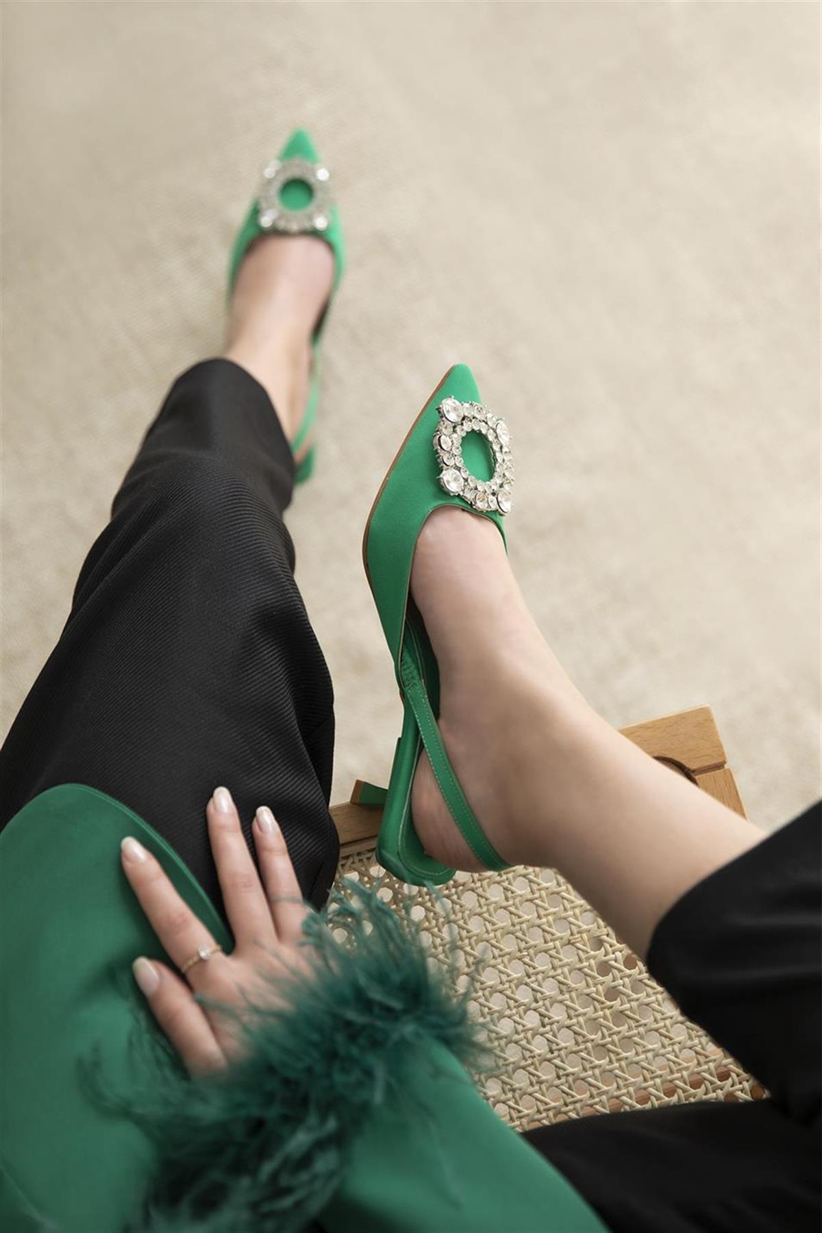 Amy Yeşil Kadın Topuklu Taş Detay Kumaş Sandalet En Şık Sandalet Çeşitleri  Uygun Fiyatlarla