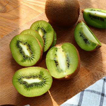 Jumbo Boy Yerli Kivi 1 Kg (Coğrafi İşaretli)Tropik Meyveler