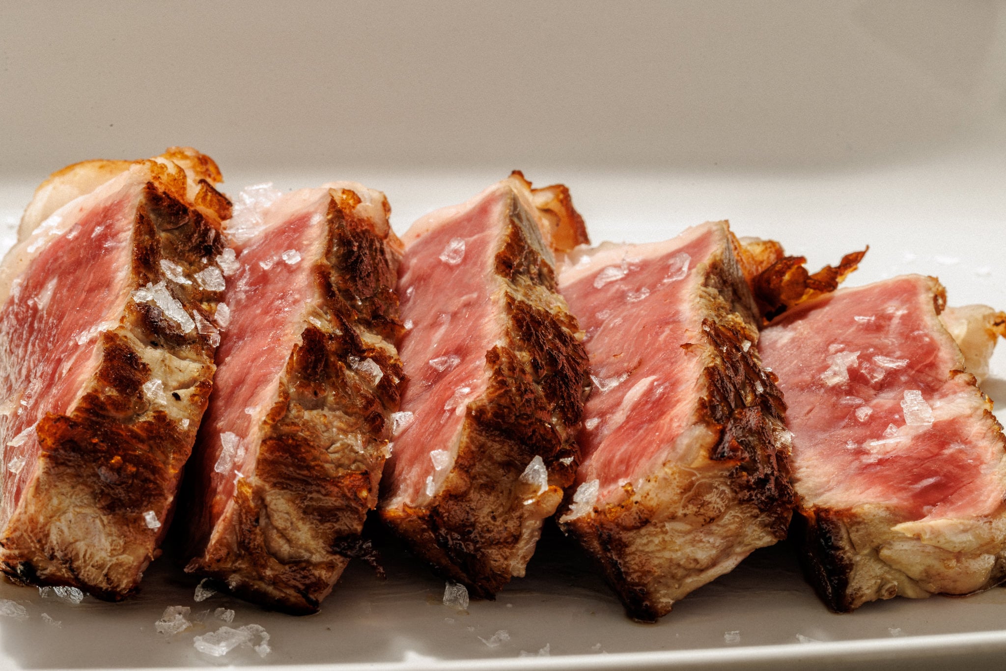 Blue Pişme Derecesinde Kontrfile Nasıl Pişirilir? (Blue Steak Tarifi)