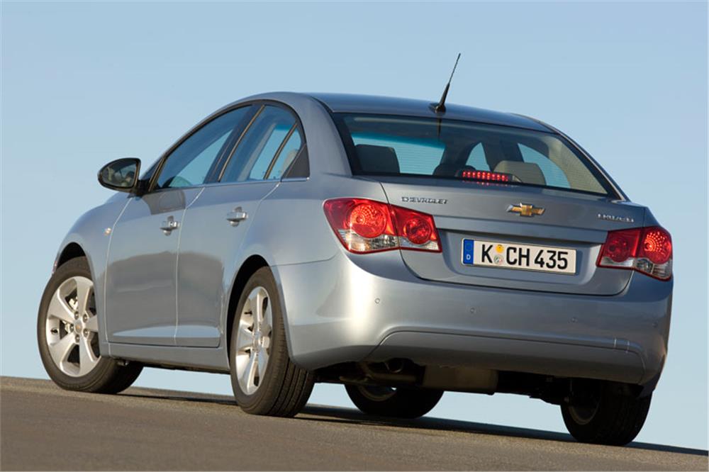 CHEVROLET Cruze Sedan/HB 06.2009 sonrası (Sabit Topuz)