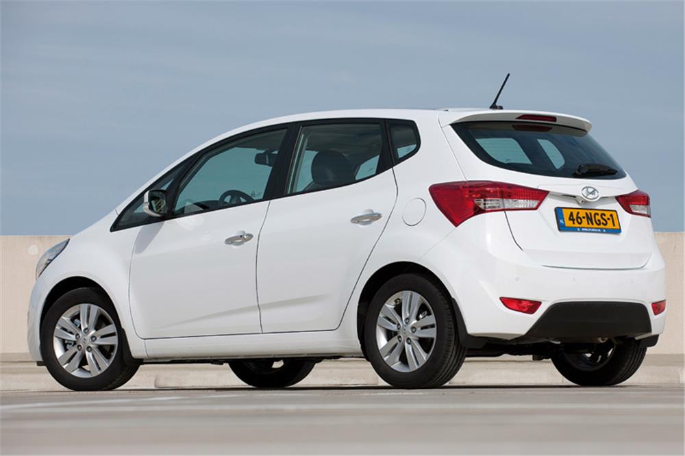 HYUNDAI ix20   11.2010 sonrası (Sabit Topuz)