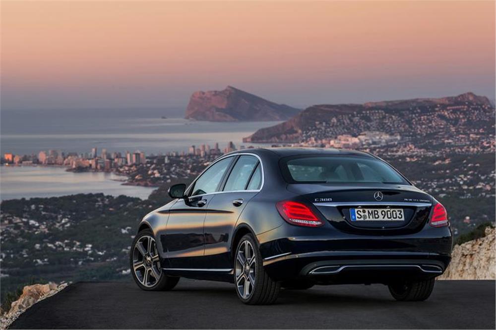 MERCEDES C Serisi Sedan/Station Wagon W205 10.2014 -03.2021 (Sabit Topuz)