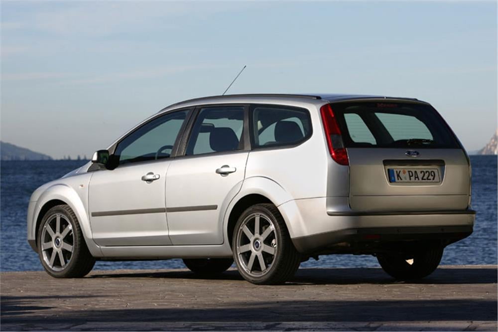 FORD Focus Station Wagon 10.2004 -04.2011 (Sabit Topuz)
