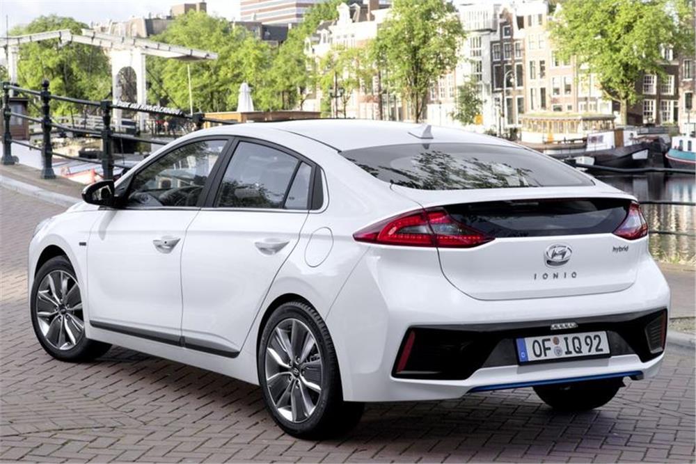 HYUNDAI Ioniq   01.2016 sonrası (Dikey Sökülebilir Topuz)