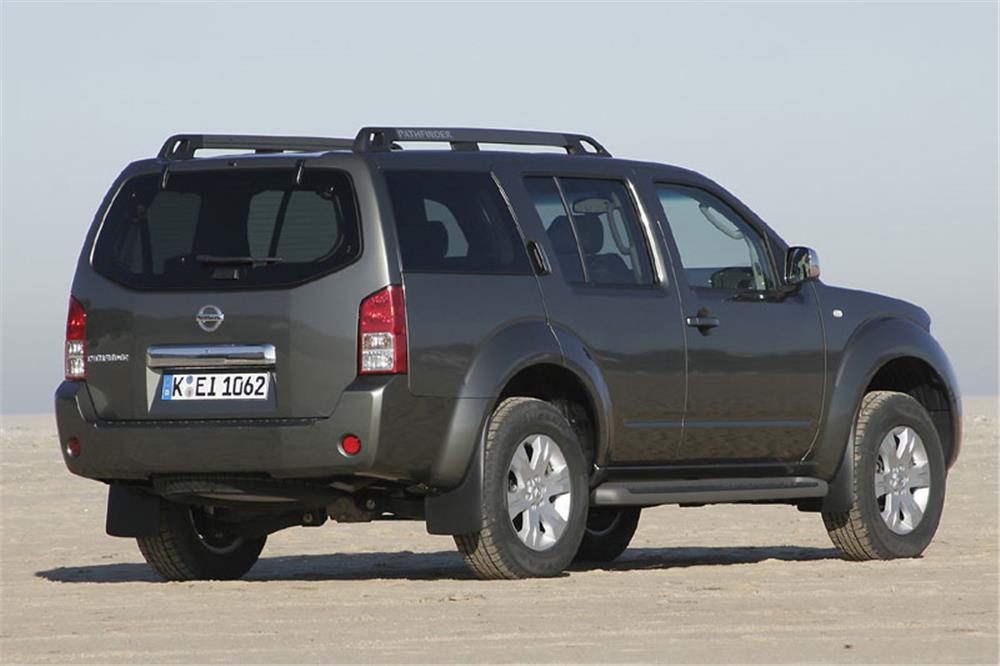 NISSAN Pathfinder  01.2005 sonrası (Sabit Topuz)