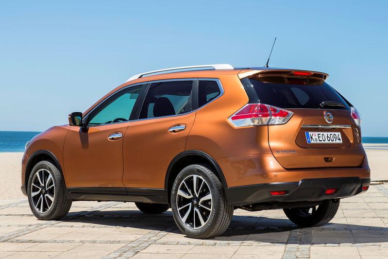 NISSAN X-Trail T32 04.2014 sonrası (Dikey Sökülebilir Topuz)