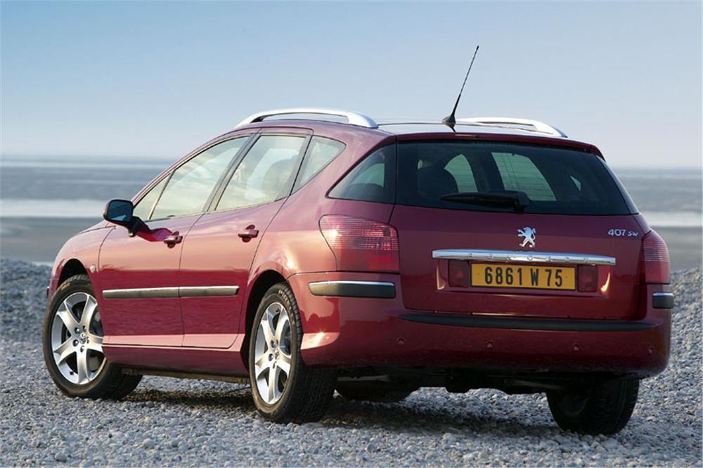 PEUGEOT 407 SW 01.2004 sonrası (Sabit Topuz)