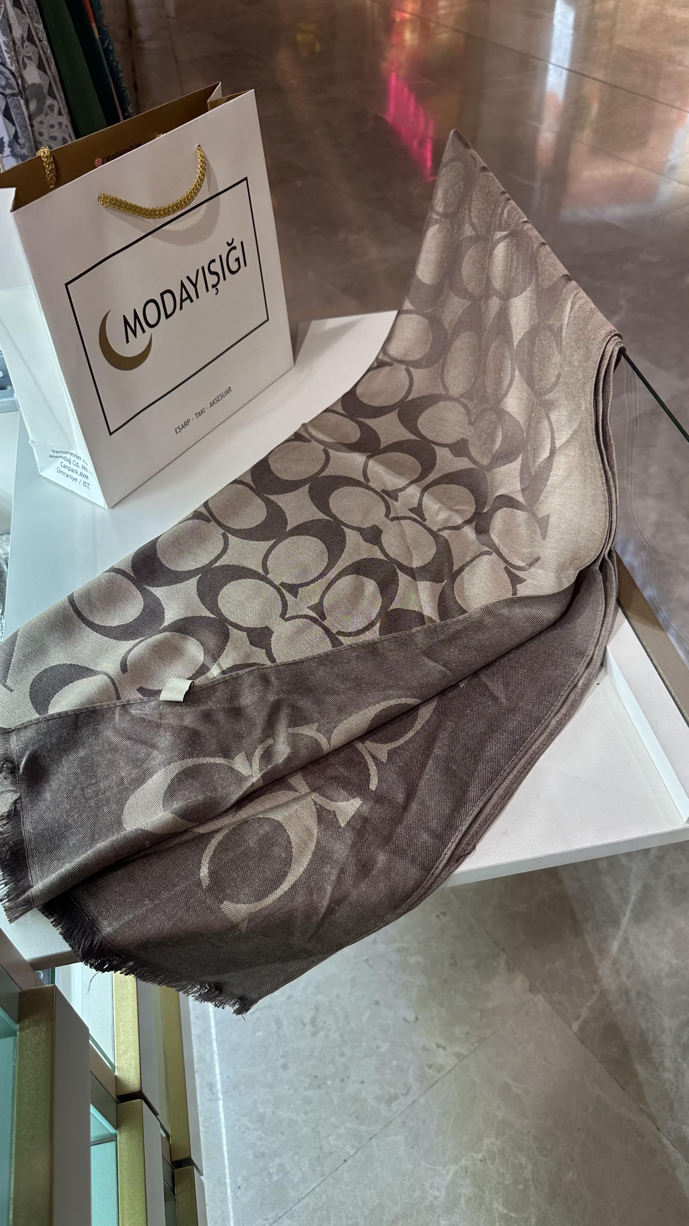 Yeni Sezon C Desen Sütlü Kahve Yün Pamuk Şal