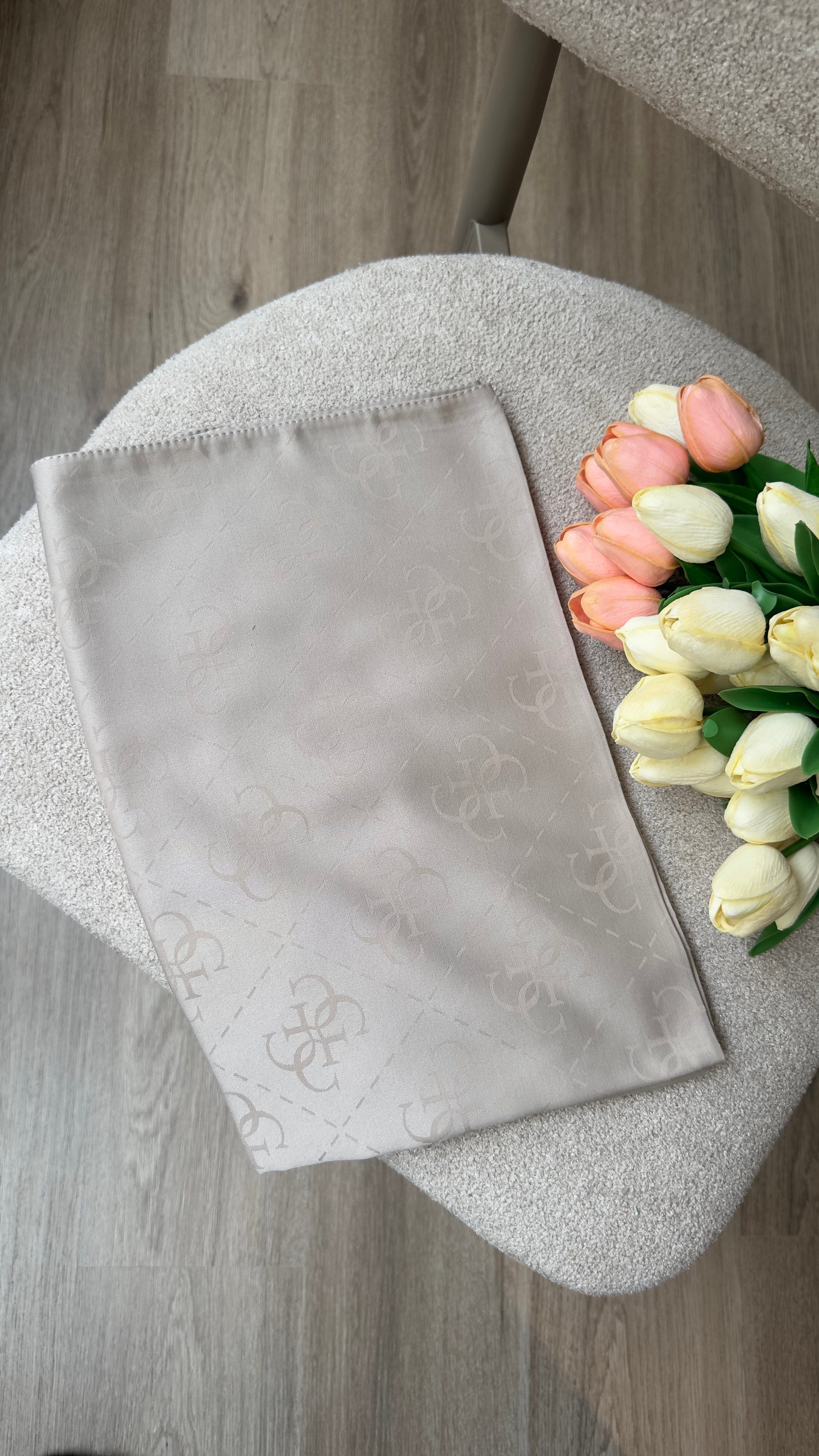 Modal Jakar Şal Taş