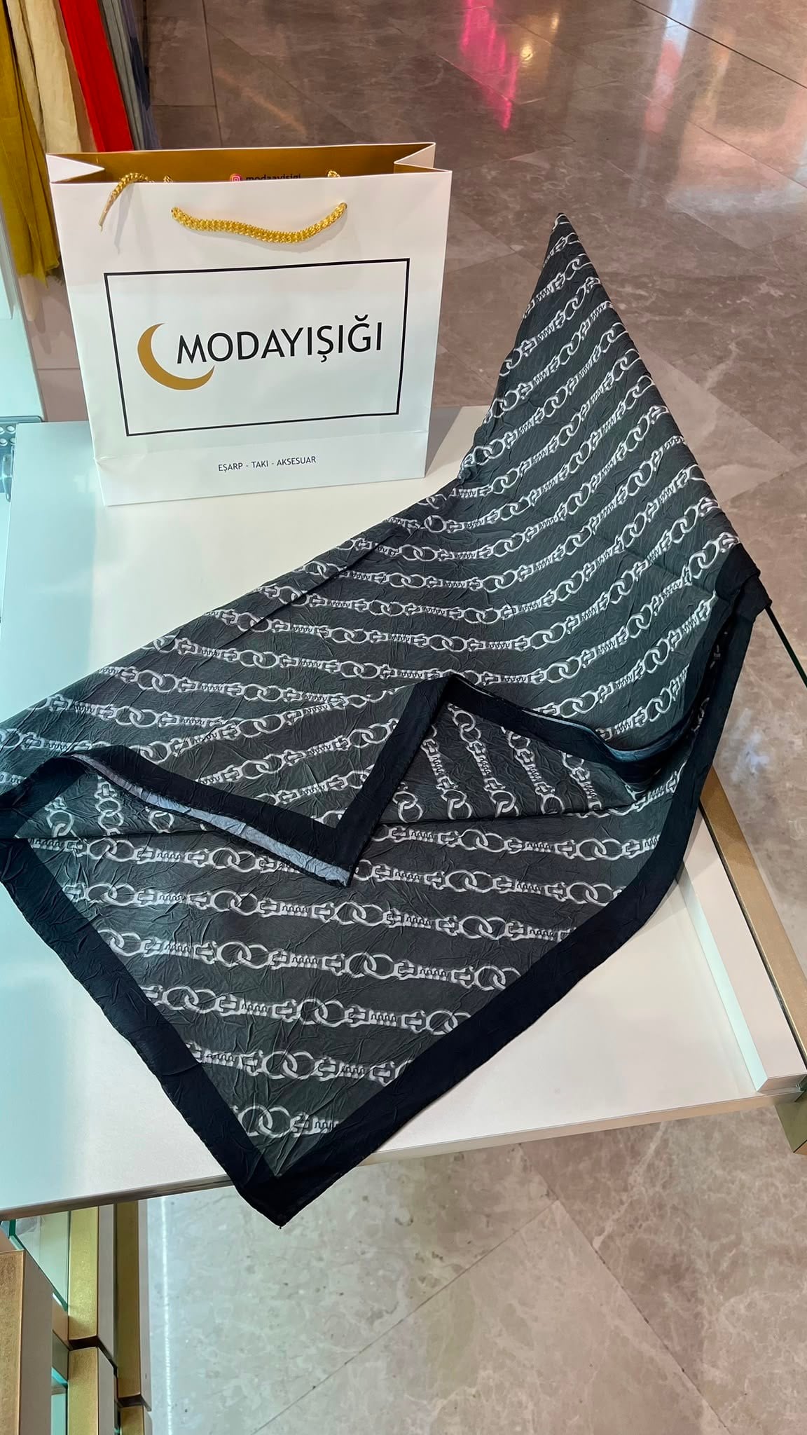 Desenli Soft Şal