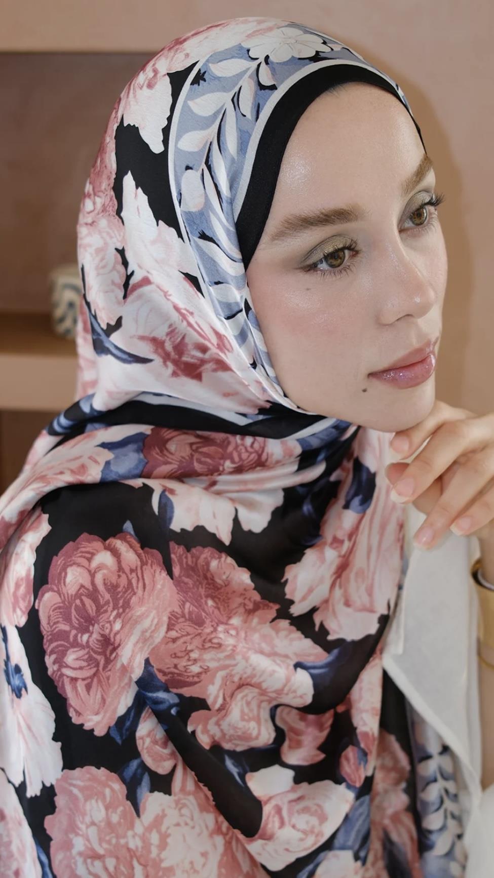 Soft Gül Desen İpek Vual Pembe Şal