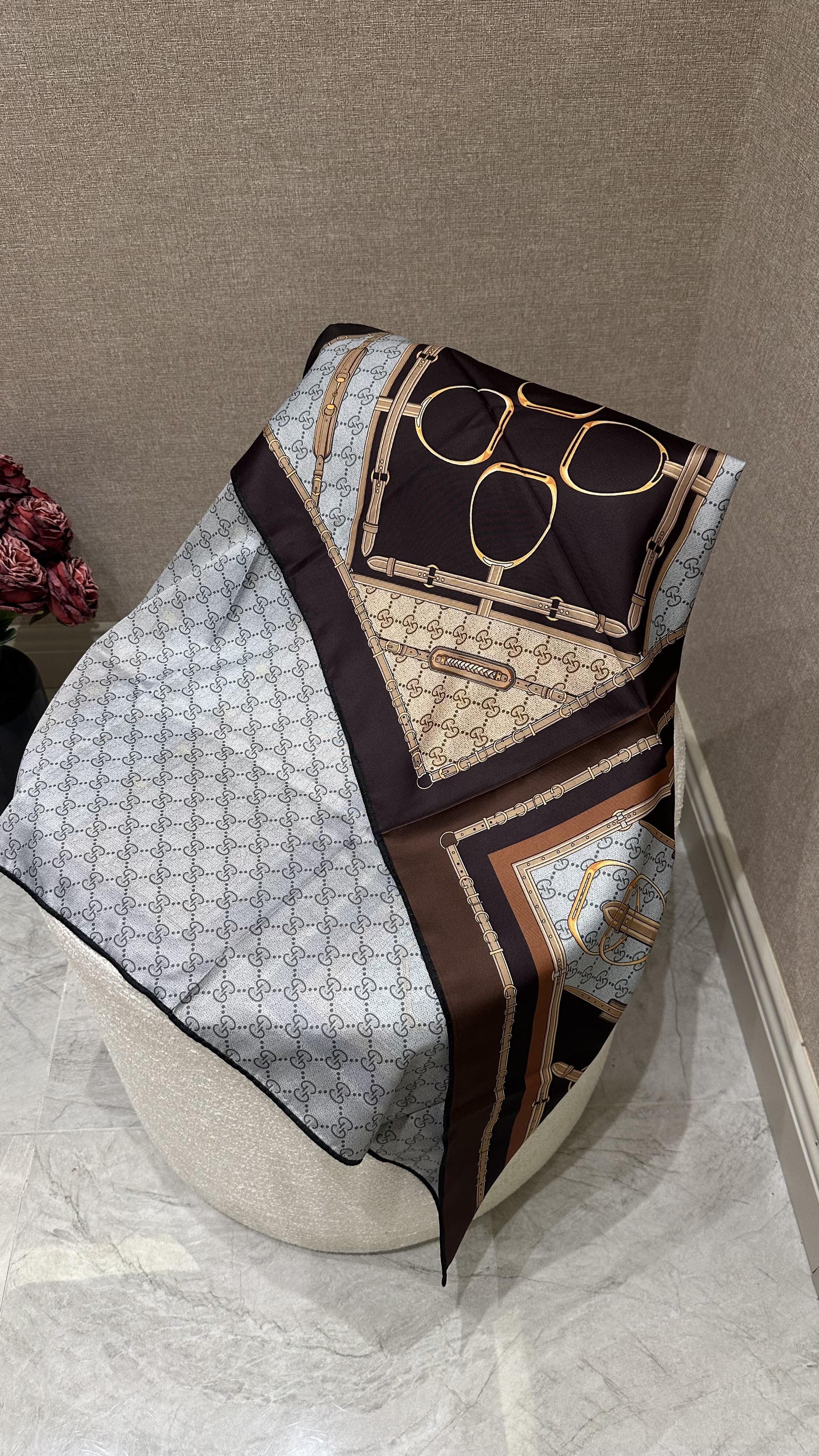 	A Kalite G Marka Çift Taraflı Twill  Eşarp Kahve