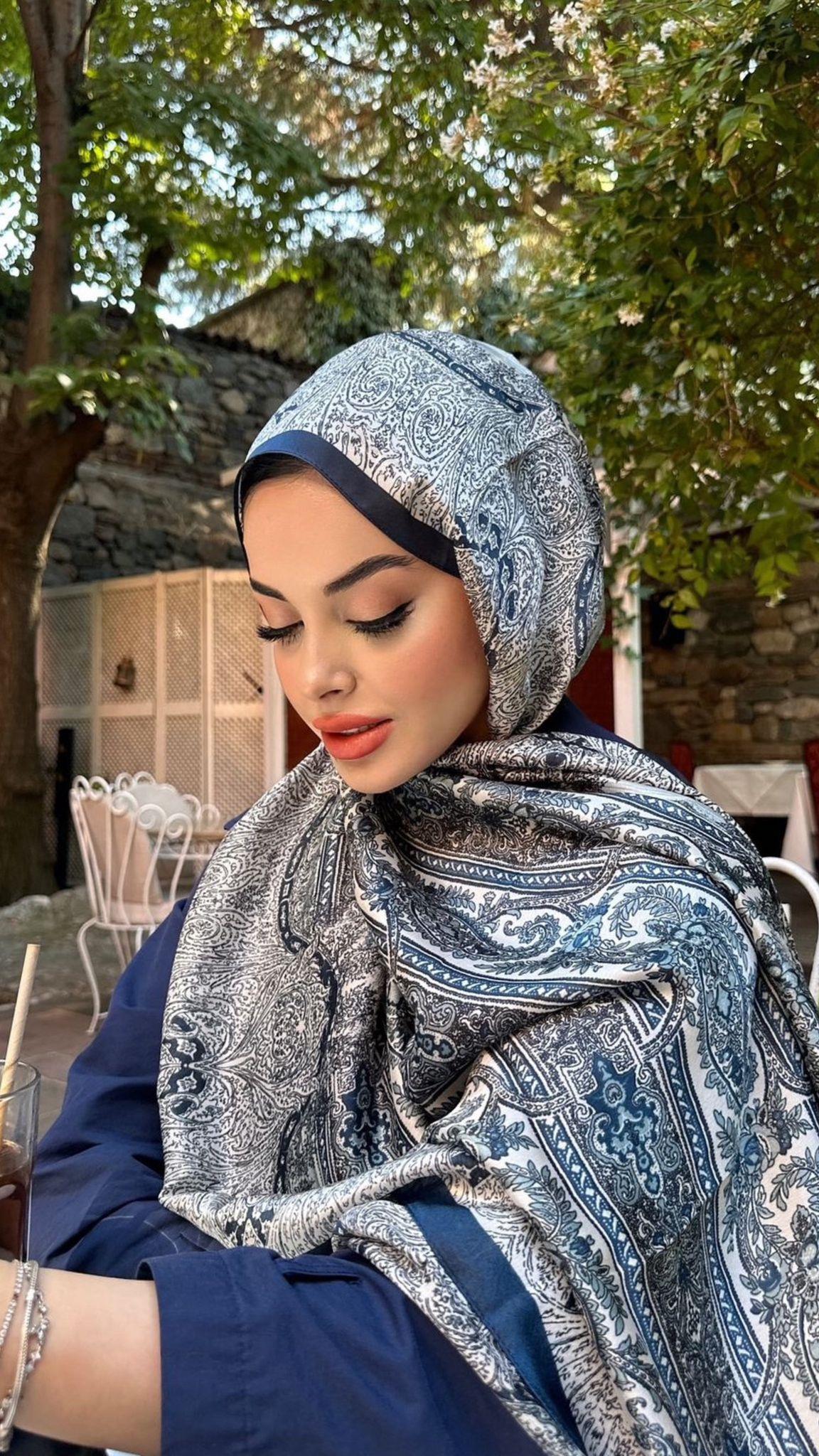 Etro Lacivert Vual İpek Şal