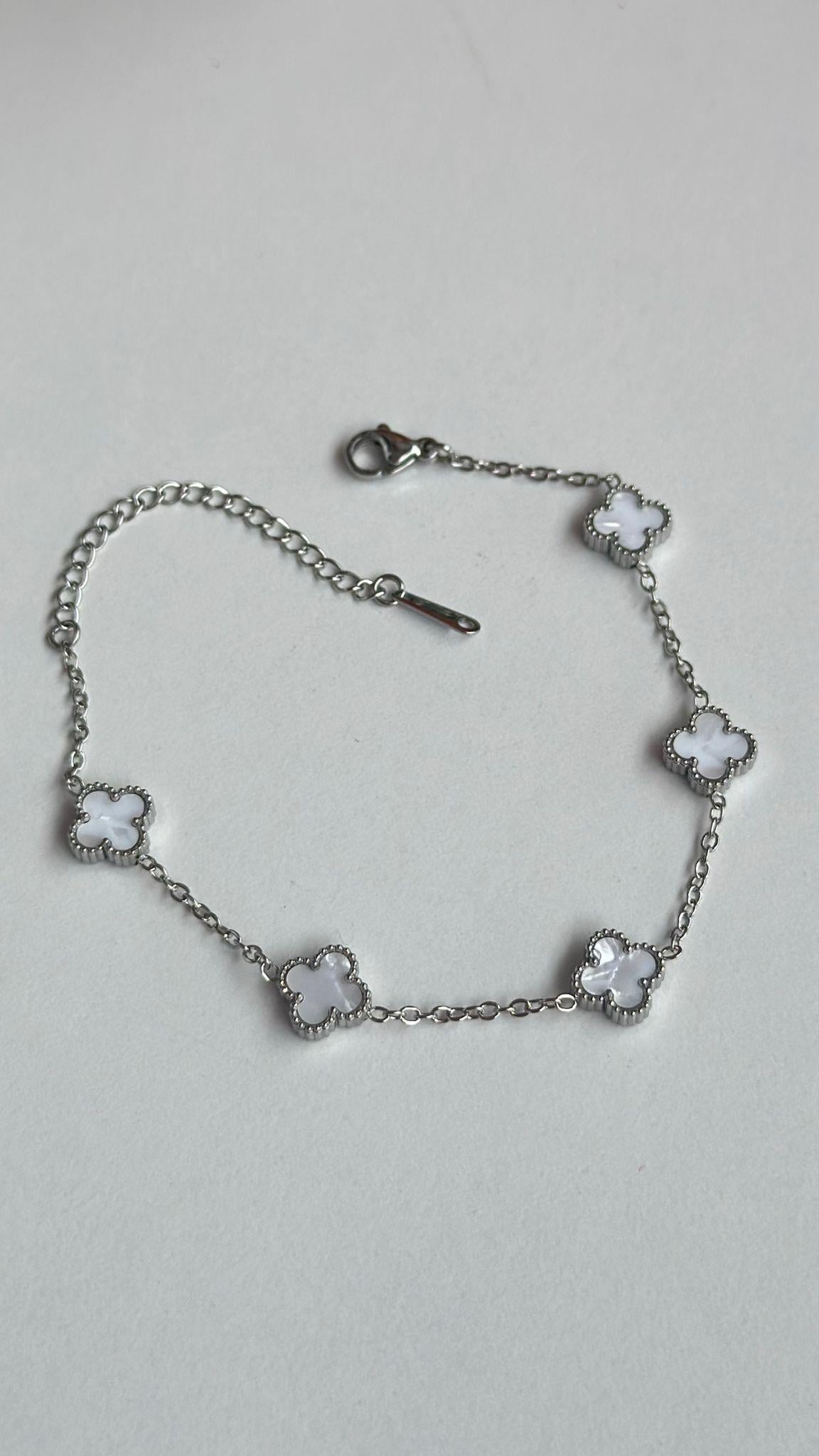 Mini Yonca Çelik Bileklik Gümüş Beyaz Sedef Renk