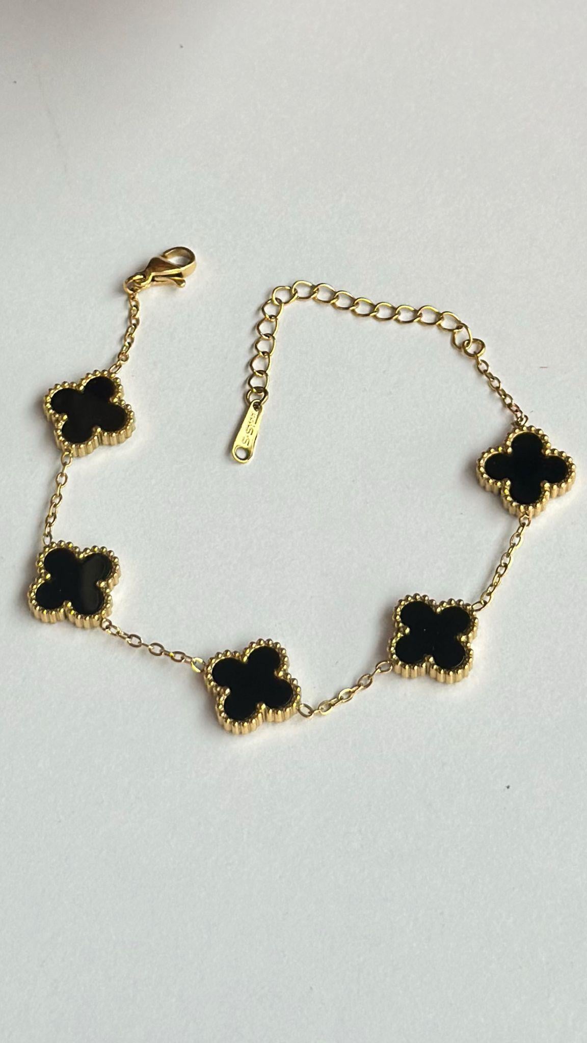 Yonca Çelik Bileklik Gold Siyah Renk