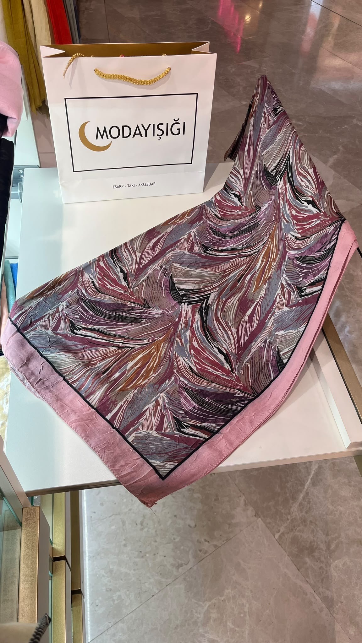 Desenli Soft Şal