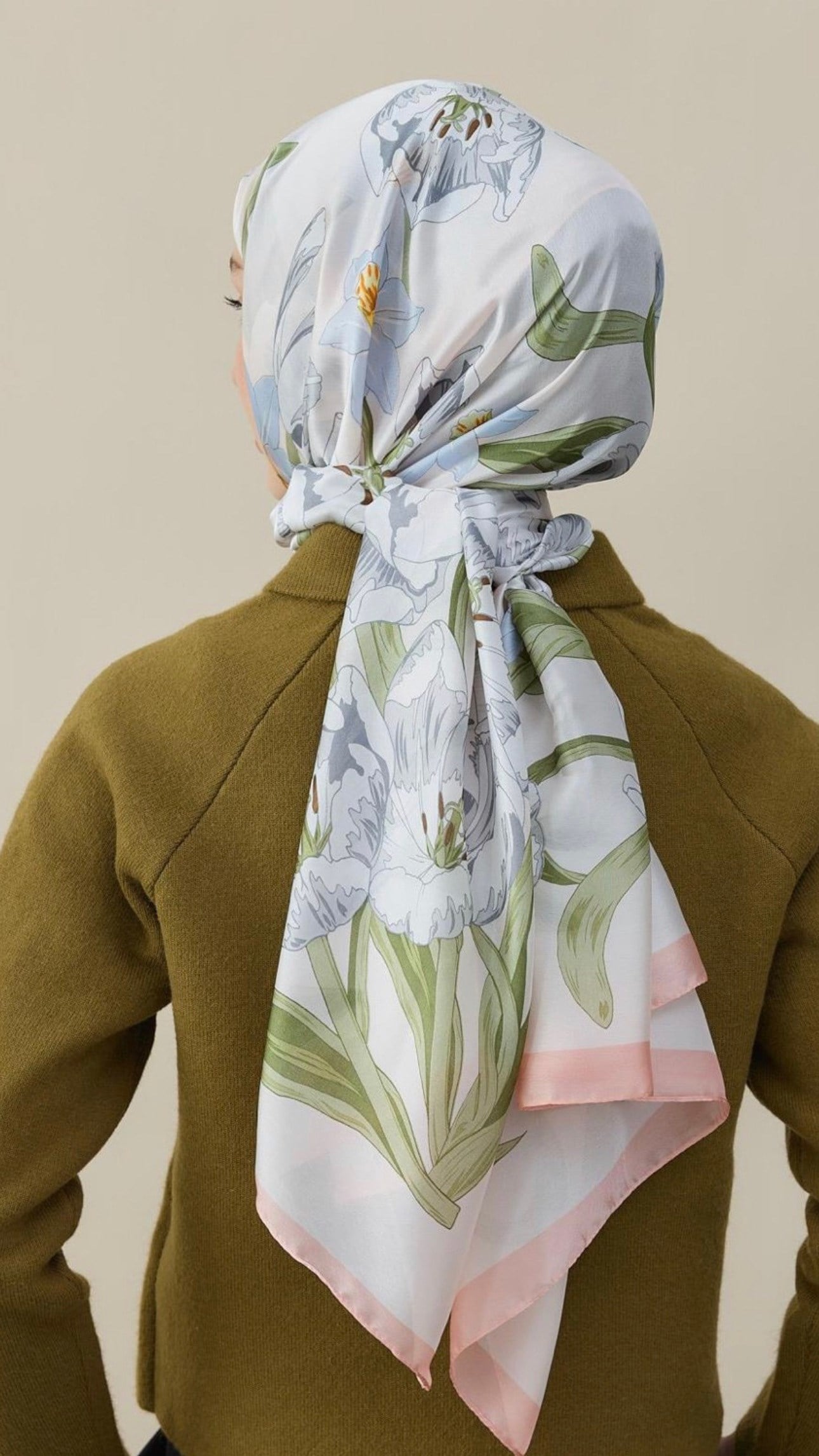 Blossy Vual İpek Şal Pudra