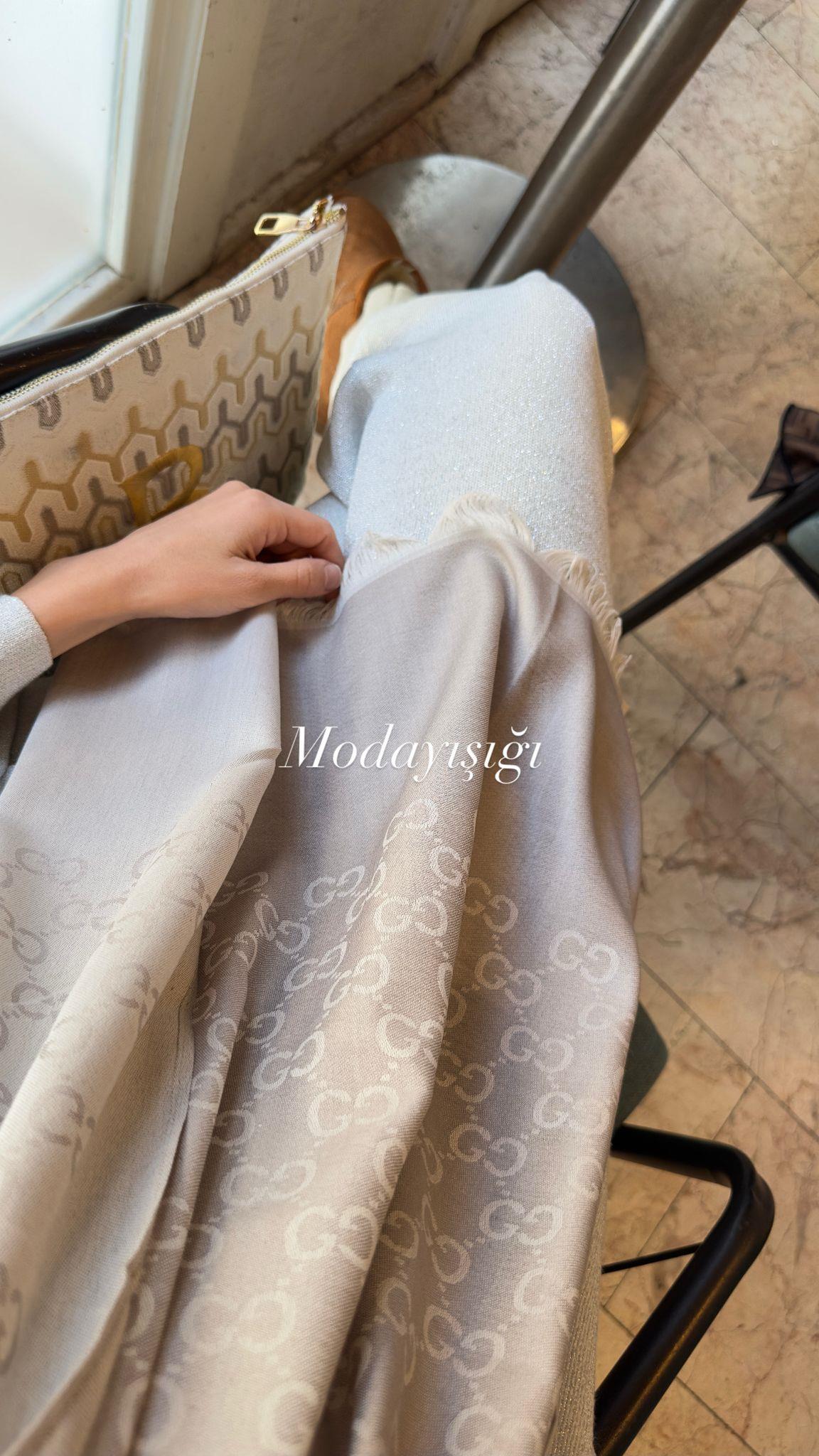 Açık Bej G Desen Şal