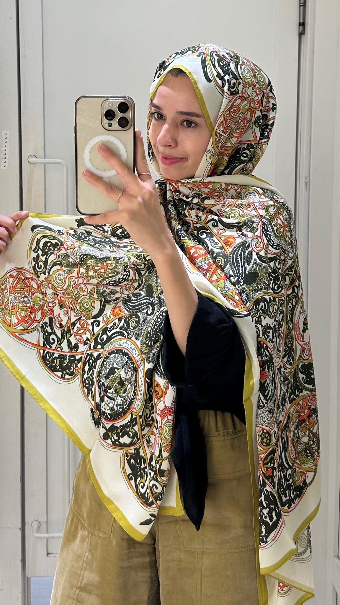 Desenli Krep Yağ Yeşili Şal