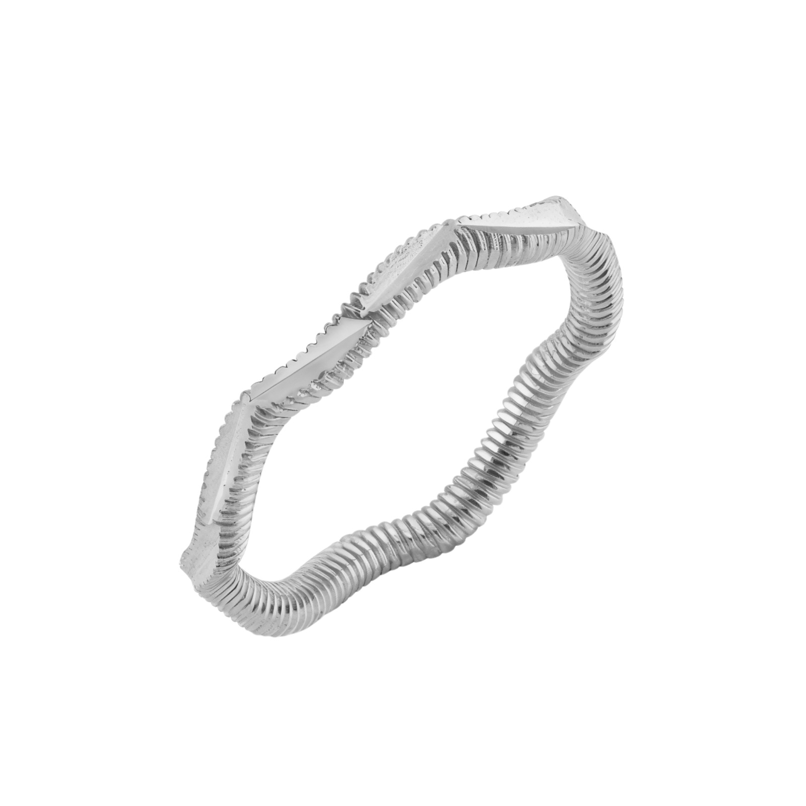 Beyaz Altın Yüzük: Zarafetin, Saflığın ve Modern Şıklığın Simgesi