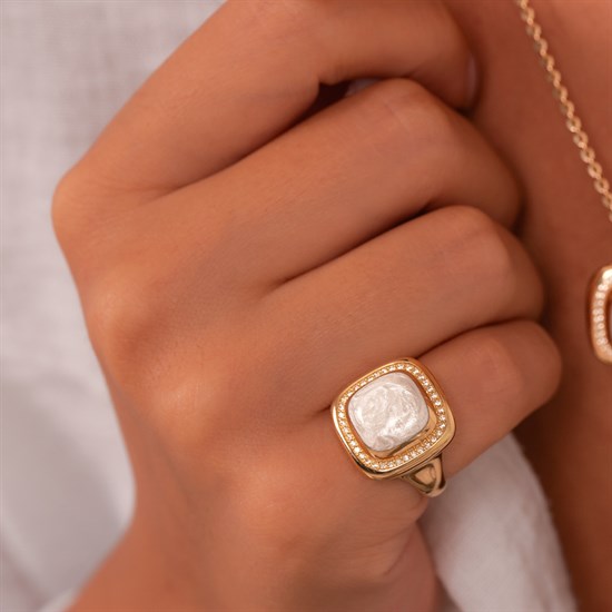 Cetaş Sedef Mineli Taşlı 14 Ayar Altın Yüzük