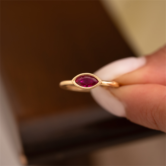 Cetaş Eterna Kırmızı Taşlı Tasarım 14 Ayar Altın Yüzük