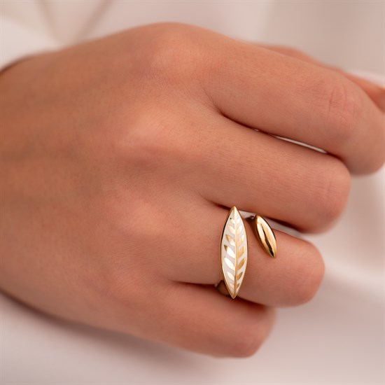 Cetaş Olivia Beyaz Mineli Tasarım 14 Ayar Altın Yüzük