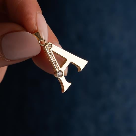 A Harfi Taşlı 14 Ayar Altın Kolye Ucu