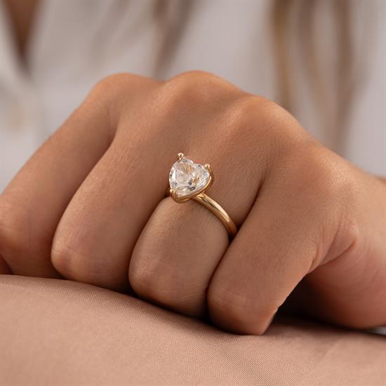 Beyaz Kalpli Taşlı 14 Ayar Altın Yüzük