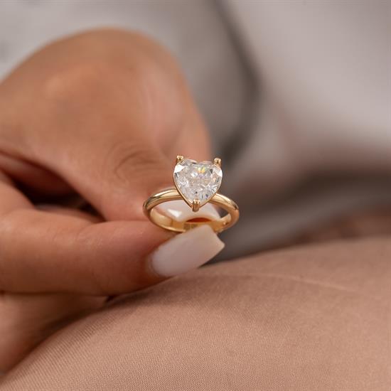 Beyaz Kalpli Taşlı 14 Ayar Altın Yüzük