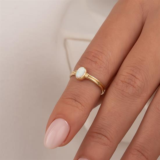 Beyaz Taşlı 14 Ayar Altın Yüzük