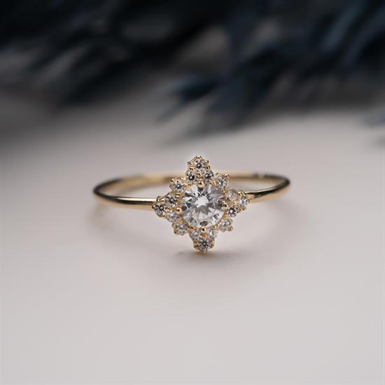 Çiçek Model Taşlı 14 Ayar Altın Yüzük