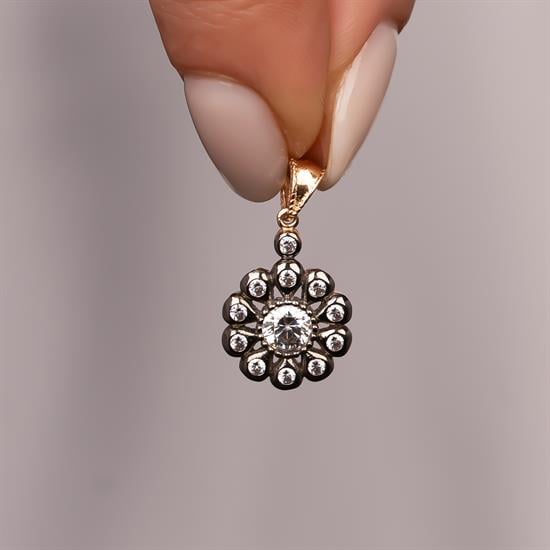 Çiçek Model Taşlı 14 Ayar Altın Kolye Ucu