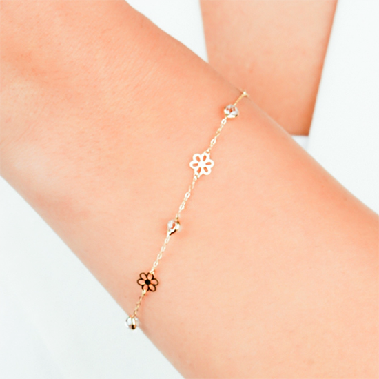 Çiçek Motifli 14 Ayar Altın Minimal Bileklik
