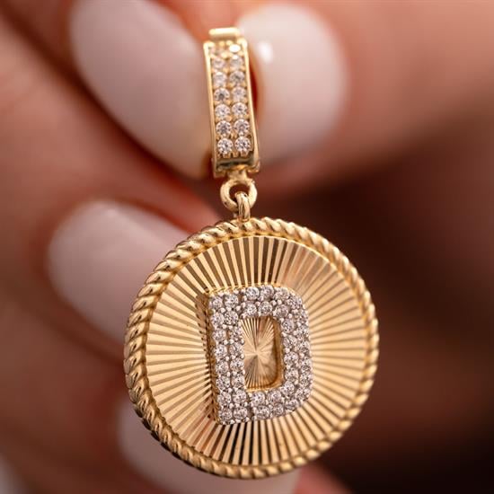 D Harfi Taşlı Yuvarlak 14 Ayar Kolye Ucu