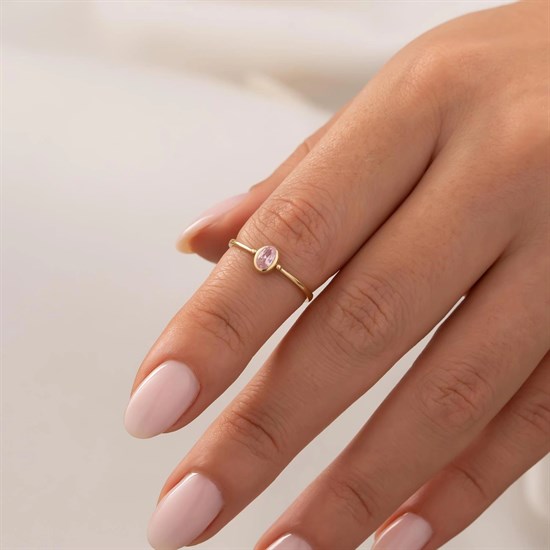 Oval Pembe Taşlı 14 Ayar Altın Yüzük
